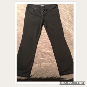 LOFT Black Cropped Denim Jeans